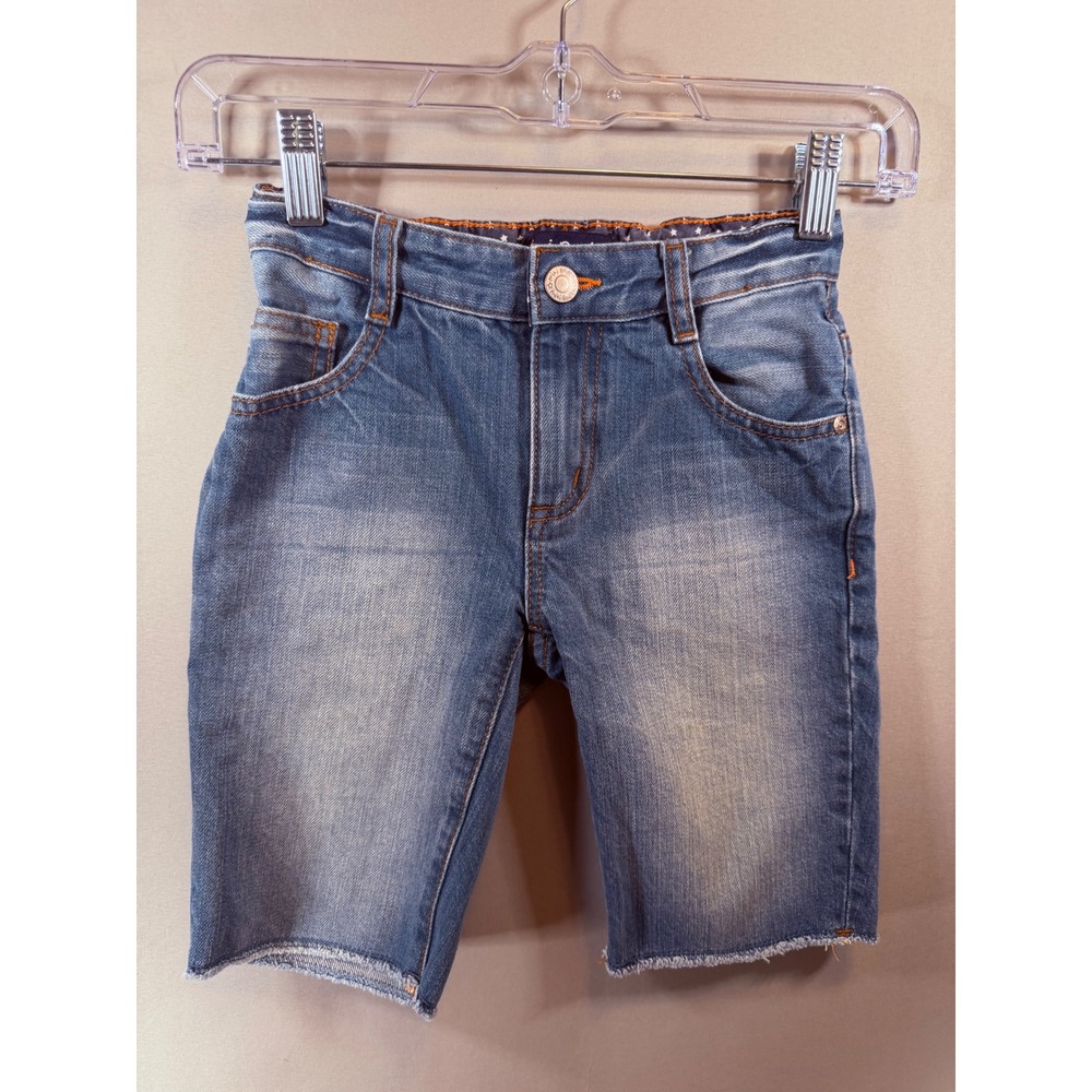 Mini Boden Kids Blue Denim Star Print Lining Adjustable Waist Shorts Size 6Y
